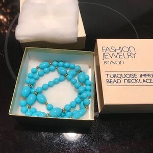 Vintage Avon Fashion Jewelry Turquoise Impressions Bead Necklace